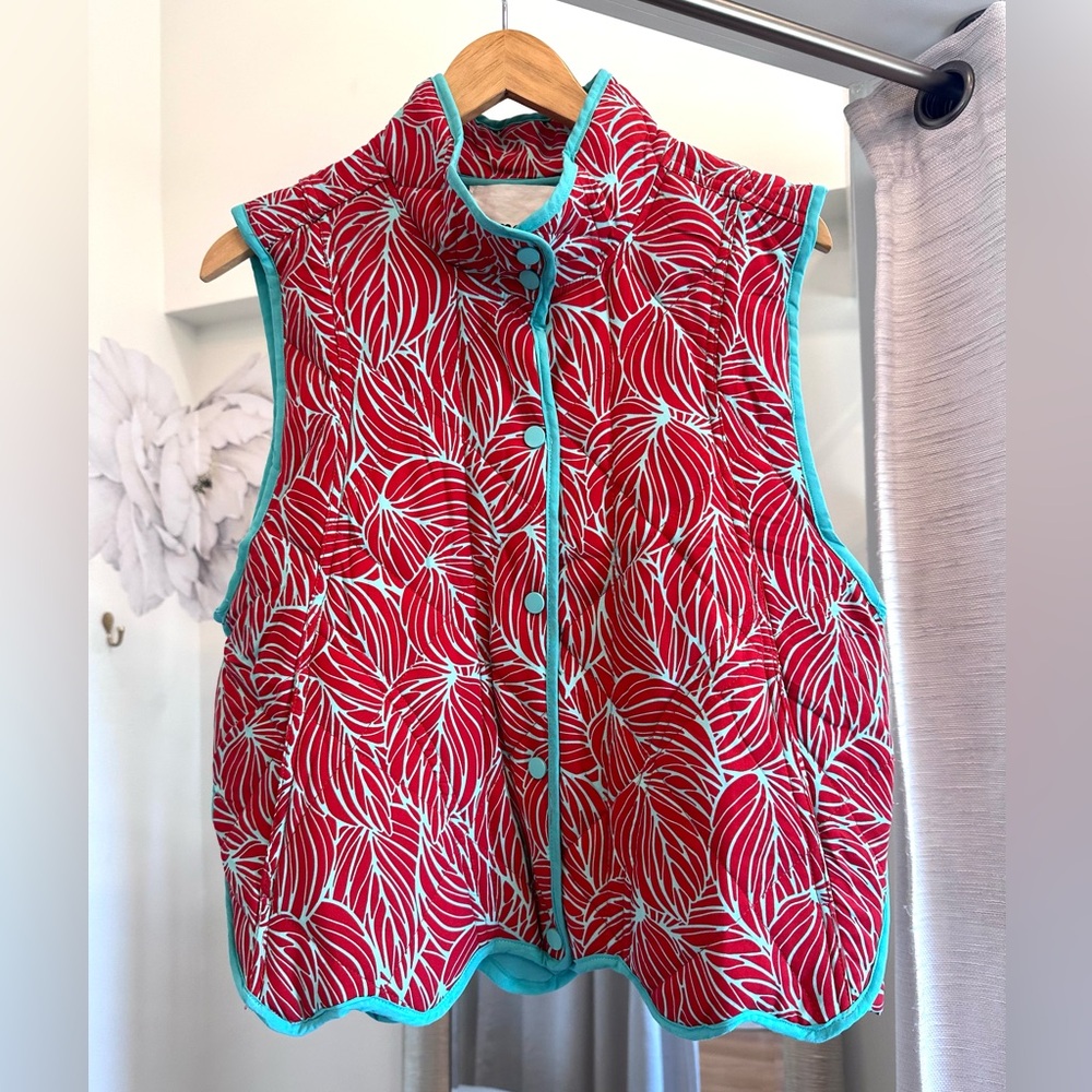Red and Teal Patterned Spring Vest - Picture 2 of 11